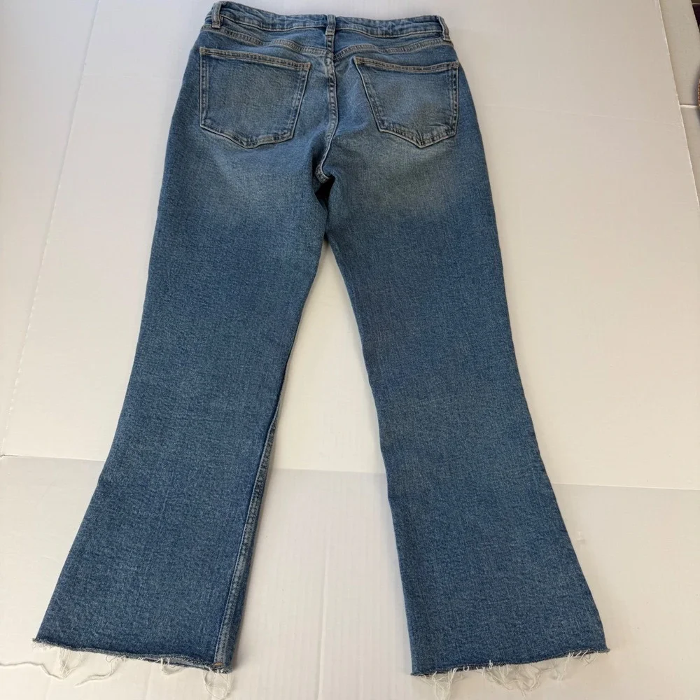 Zara Womens High Rise Straight Leg Raw Hem Cropped Jeans Medium Wash Size‎ 6 28